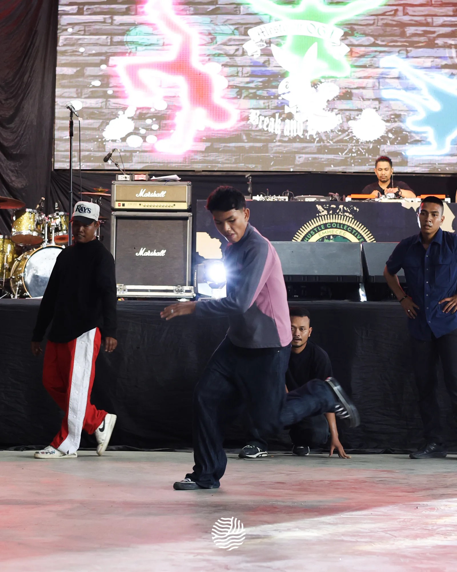 HIPHOP IS